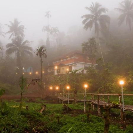 Mountain Manor Apartment ไวทีรี ภายนอก รูปภาพ